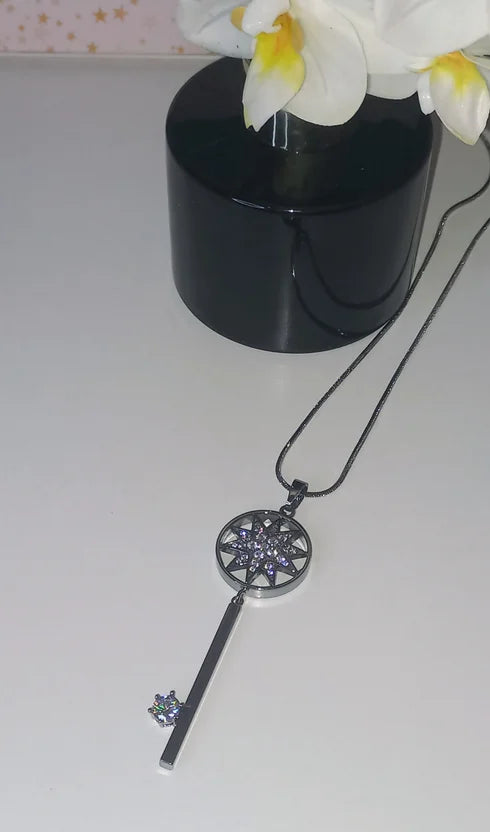 Black star necklace 