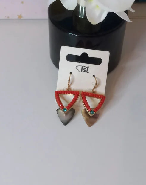 Red triangle earring 