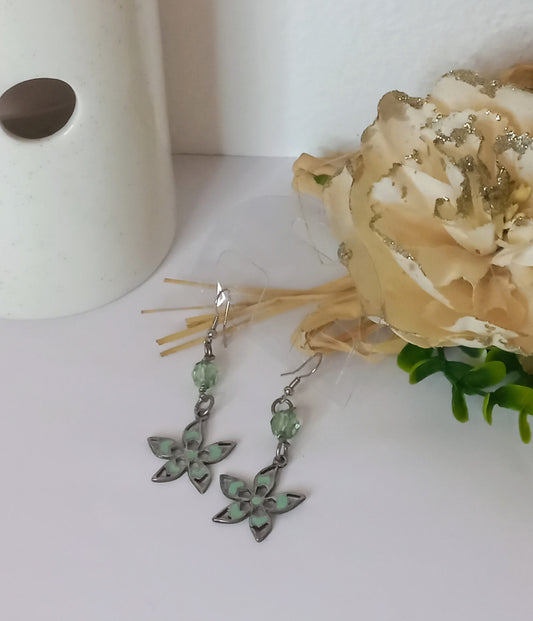 Green flower earring