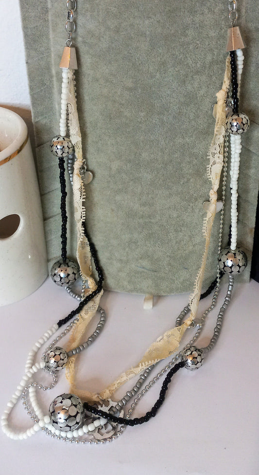 Black and white pearl necklaces