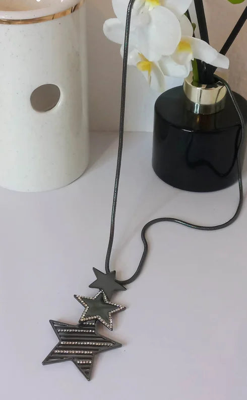 Black star necklace 