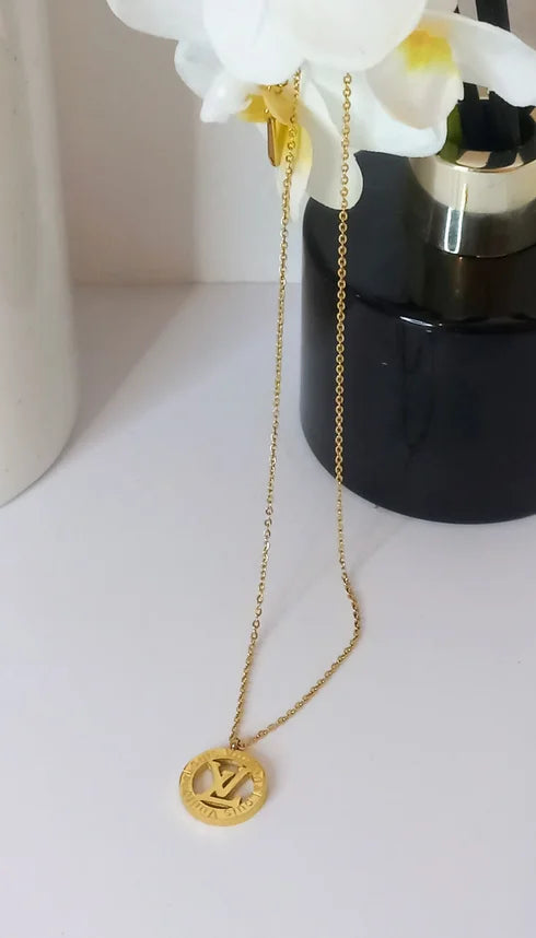 Gold inspired necklace