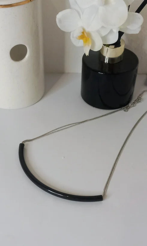 Adjustable silver and black necklace