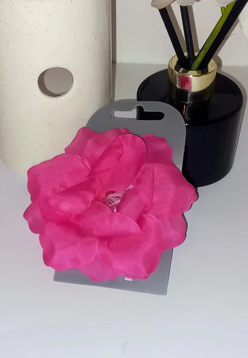 Pink flower clip/brooch