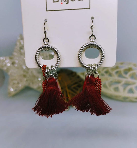 Red fringe earring (fancy)