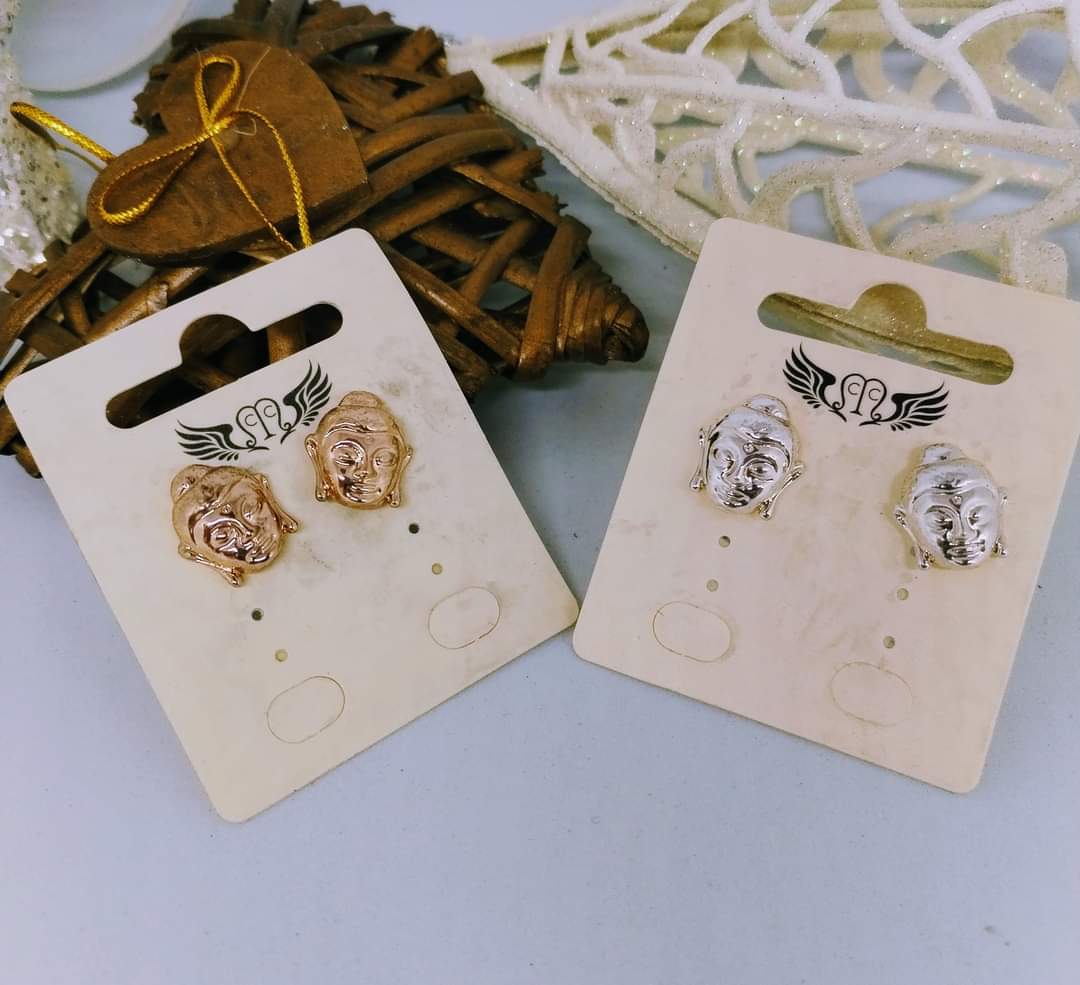 Buddha chip earring (fancy)