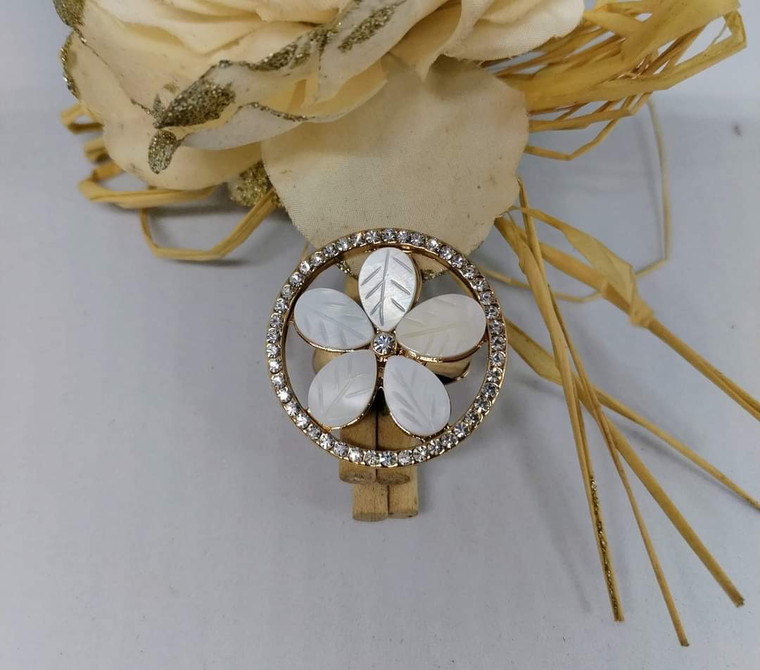 Elastic gold flower ring (fancy)