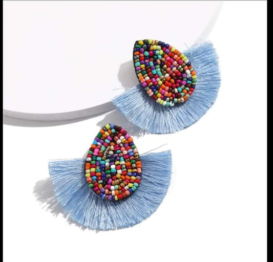 Boucle d'oreille frange bleu clair Fantaisie