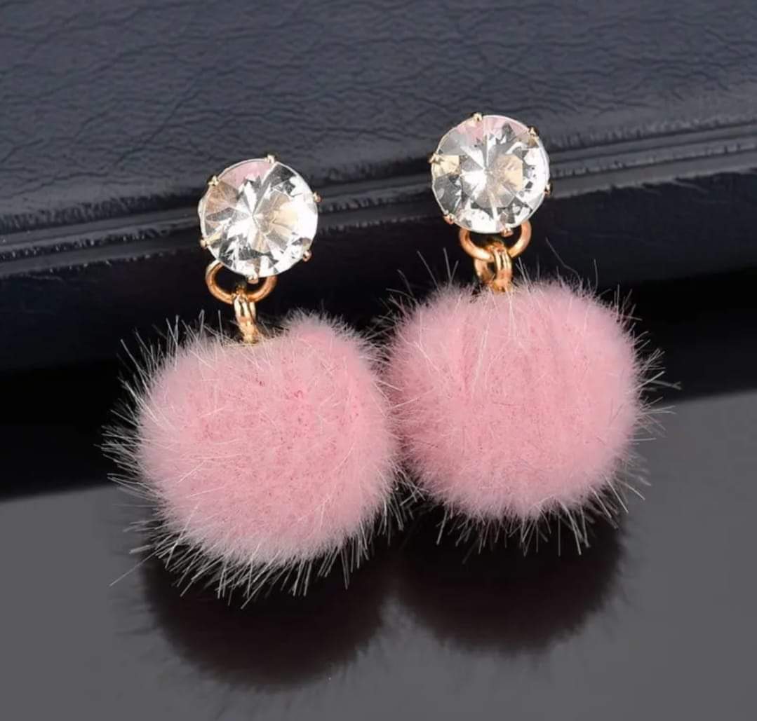 Boucle d'oreille pompon rose Fantaisie