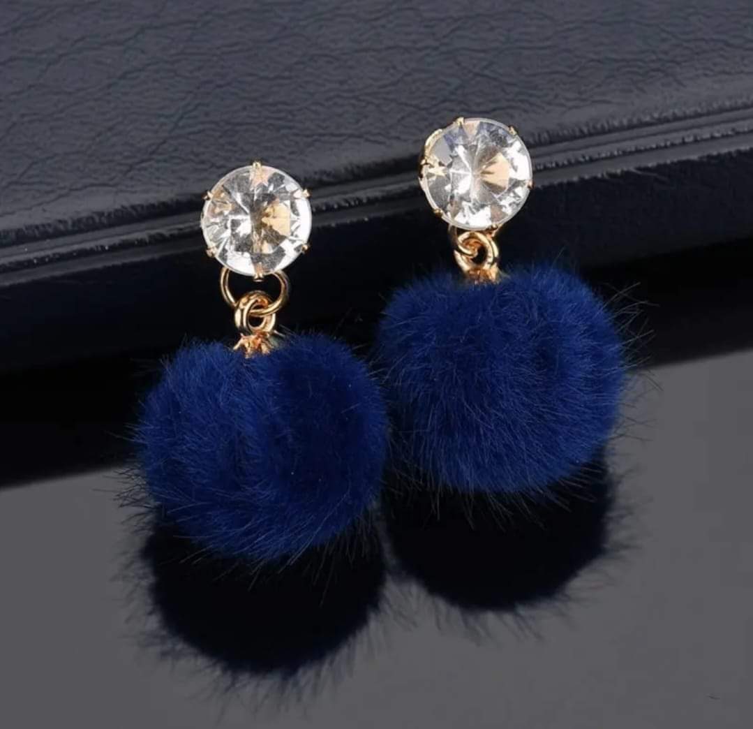 Boucle d'oreille pompon Bleu roi Fantaisie