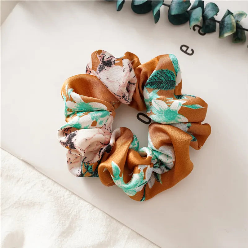 Flower Scrunchie