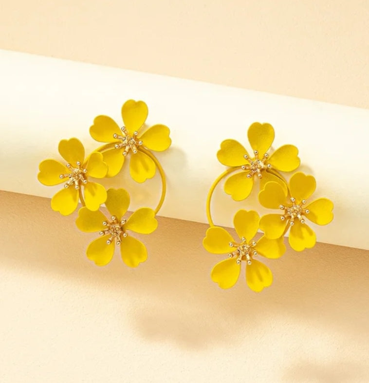 Boucle d'oreille Fleurs Jaune BCF010324 (Fantaisie)