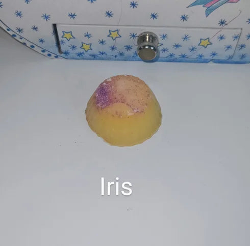 Fondant Iris