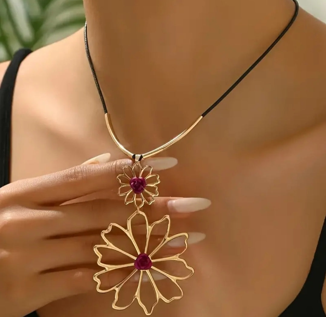 Collier fleur or (fantaisie)