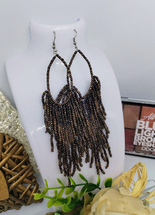 Boucle d'oreille perle marron (fantaisie)